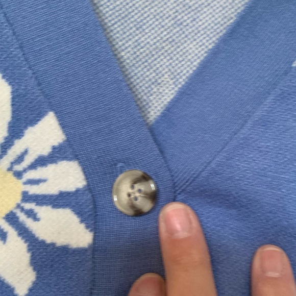 MM By My Michelle Women's Retro Daisy Printed Sweater Vest 🌴 - Picture 3 of 7